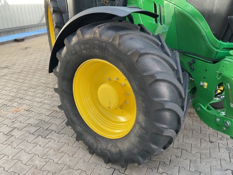John Deere 6155M