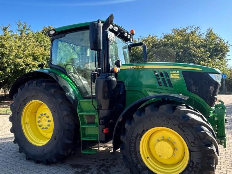 John Deere 6215R Premium
