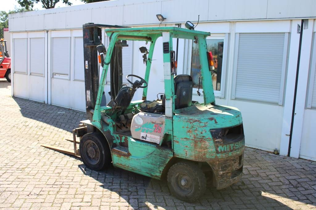 Mitsubishi FD 25