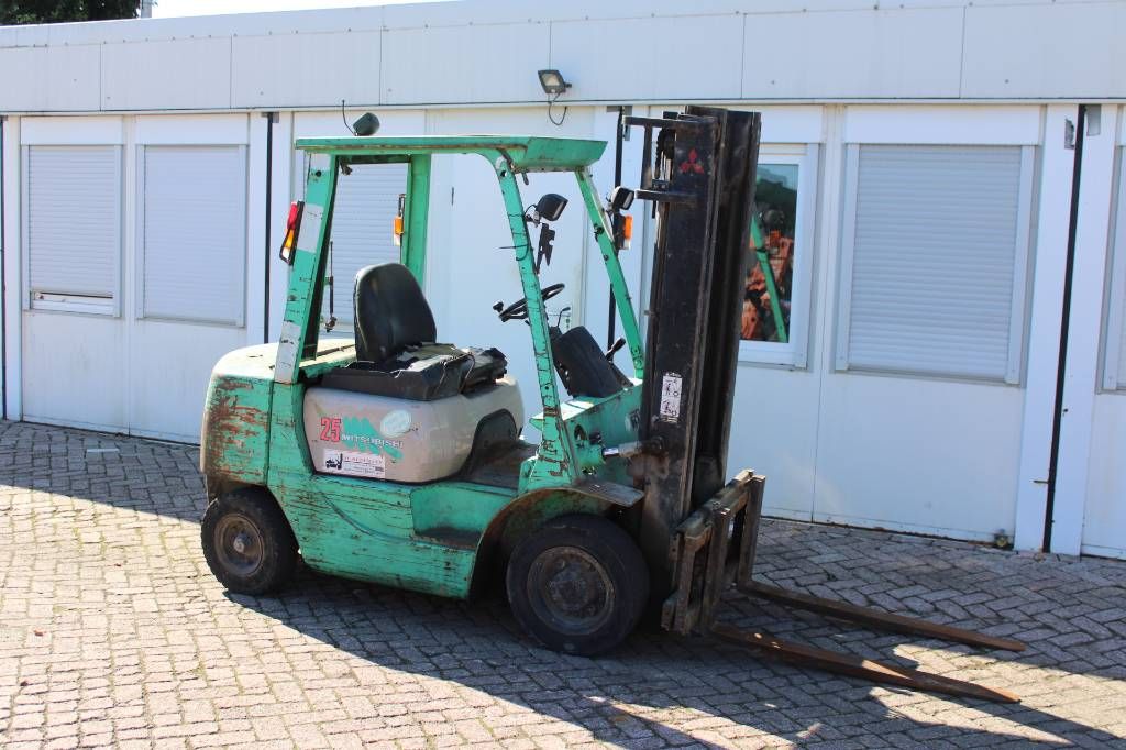 Mitsubishi FD 25