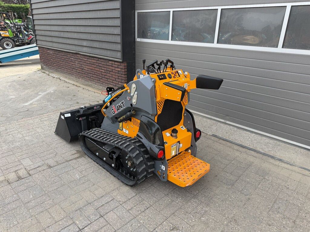 Giant GS850 T skidsteer lader NIEUW