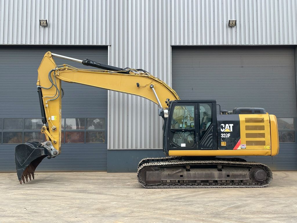 Caterpillar 320FL