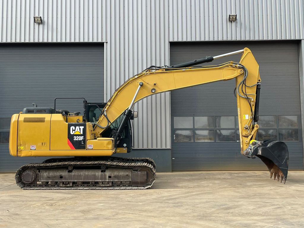 Caterpillar 320FL