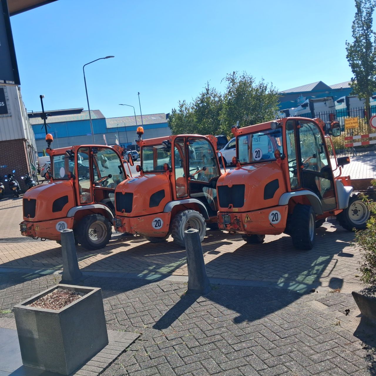 Kramer 348 5035 Minishovel.