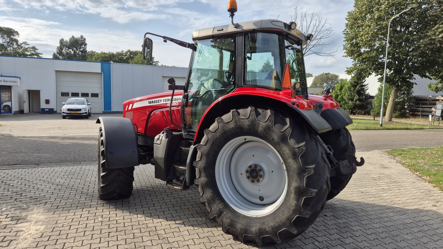 Massey Ferguson 6480 Dyna-6 met Fronthef PTO en Kruipversnelling