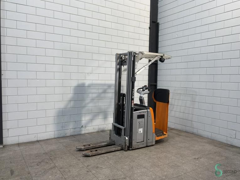 Stackers Electric Still EXV-SF14 2018 Triplex