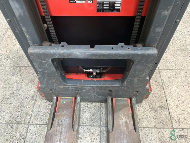 Stapelaars Elektrisch Linde D08 2018 Doppelstock