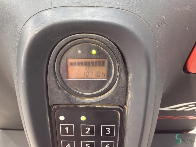 Stapelaars Elektrisch Linde D08 2018 Doppelstock