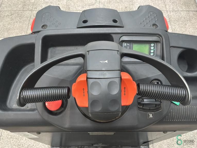Orderpickers Electric Linde V08-01 (1110) 2013