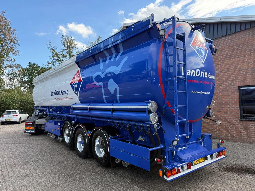 Welgro N/A 56m3 Bulk/Silo 7 Compartimenten 2x Liftas Camera NL Trailer