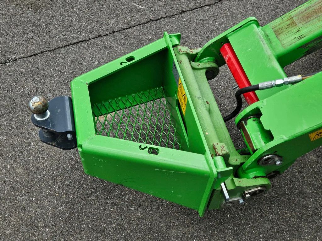 Avant Trekhaak vooraan