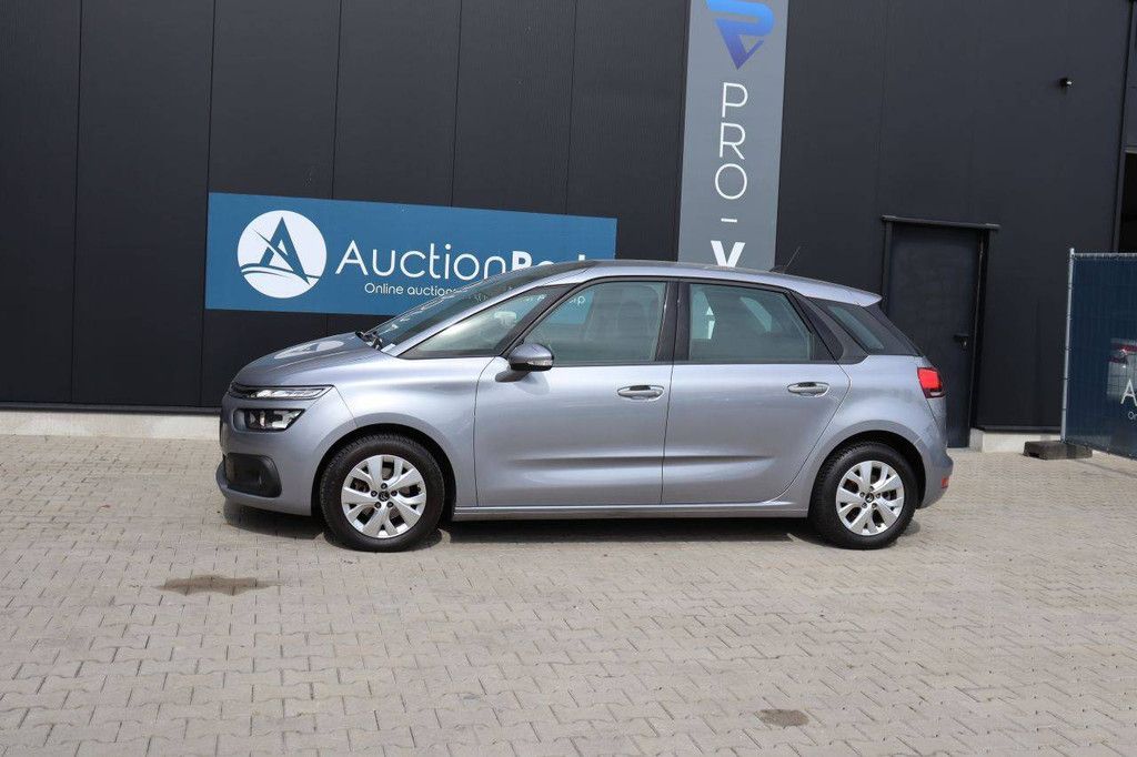 Pkw Citroen C4 Spacetourer Benzin 131 PS 2020 (Margin)