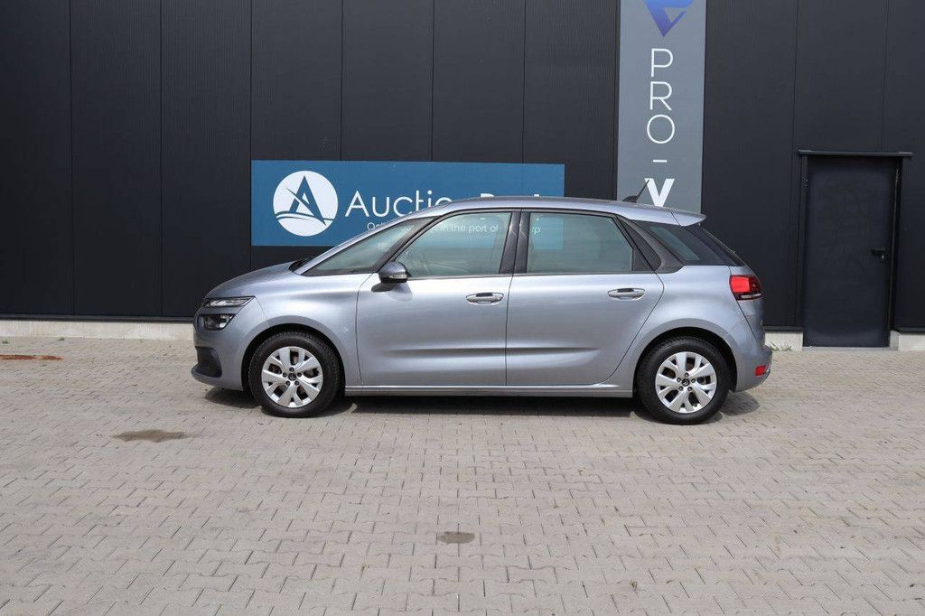 Pkw Citroen C4 Spacetourer Benzin 131 PS 2020 (Margin)
