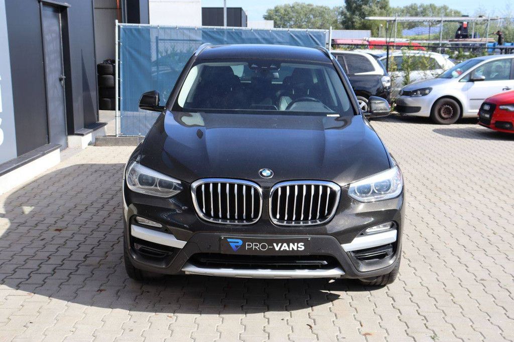 SUV BMW X3 sDrive18d Diesel (Marge)