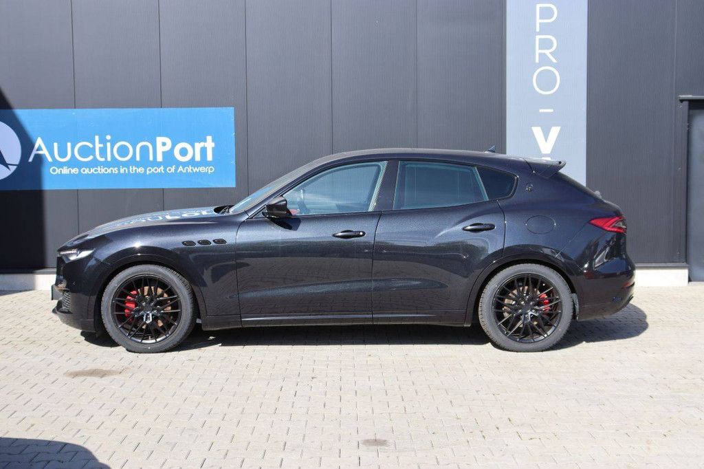 SUV Maserati Levante SUV Diesel (Margin)