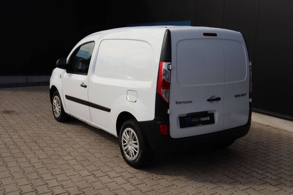 Renault Kangoo Diesel Van 2018