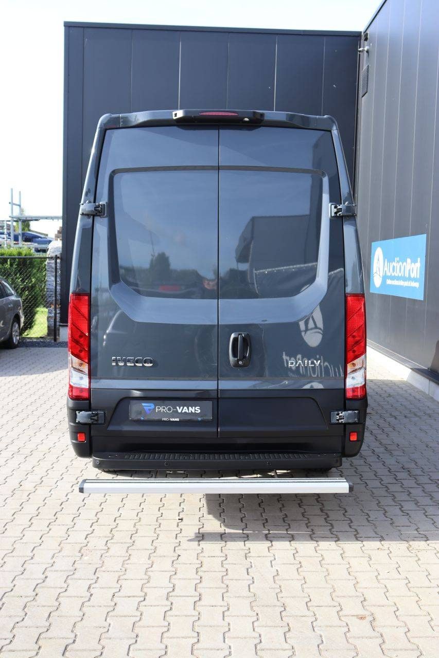 Van Refrigerated Van Iveco Daily 35S18 Diesel 175hp 2022