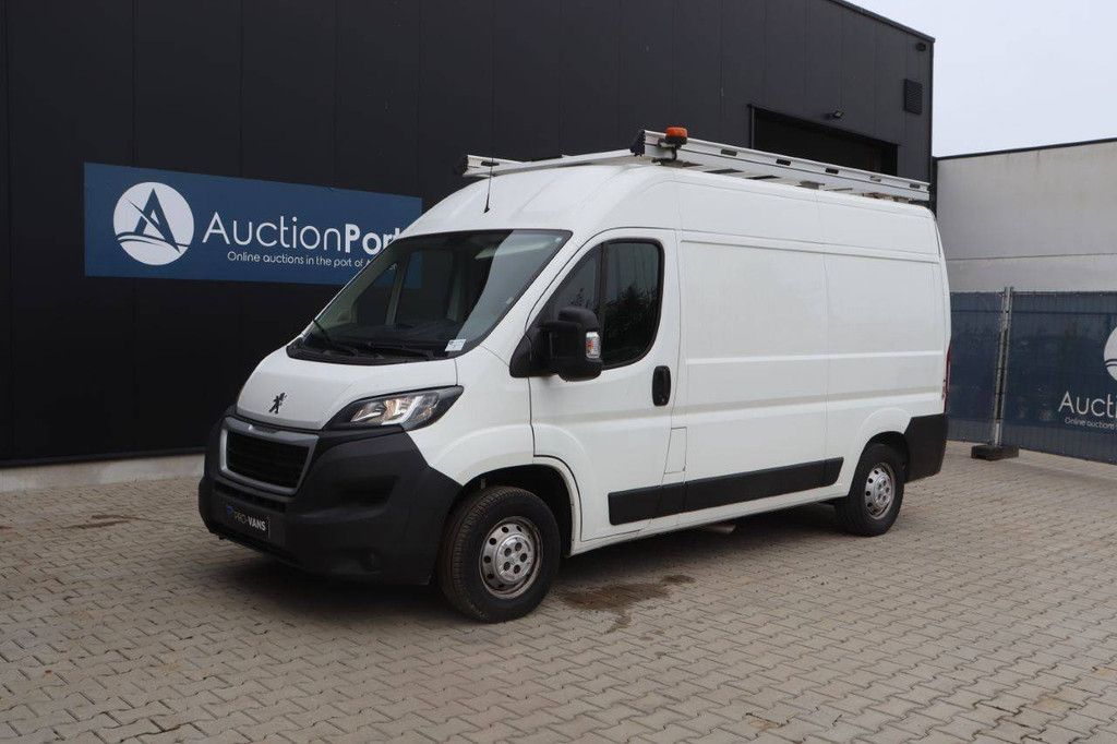 Peugeot Boxer Van 119 PS Diesel 2021