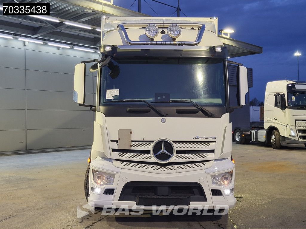 Mercedes Actros Actros 1835 4X2 Full-Air Automatic Euro 6 2t Tailgate