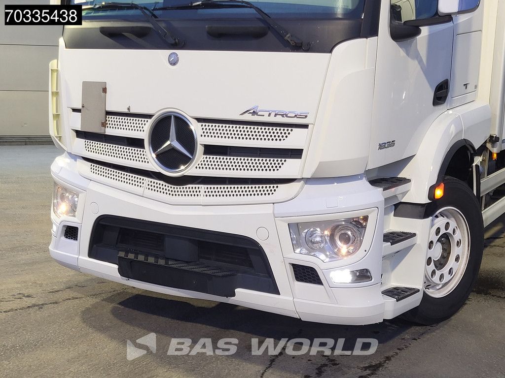 Mercedes Actros Actros 1835 4X2 Full-Air Automatic Euro 6 2t Tailgate