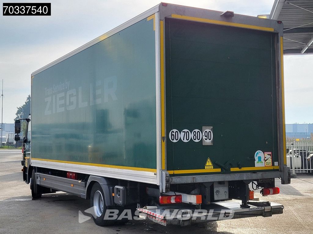 Mercedes Atego 1324 4X2 13t 6-Cylinder Euro 6 Automatic Tailgate