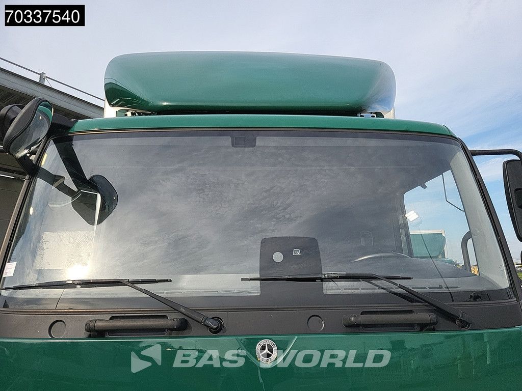 Mercedes Atego 1324 4X2 13t 6-Cylinder Euro 6 Automatic Tailgate