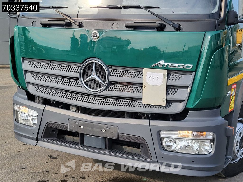 Mercedes Atego 1324 4X2 13t 6-Cylinder Euro 6 Automatic Tailgate