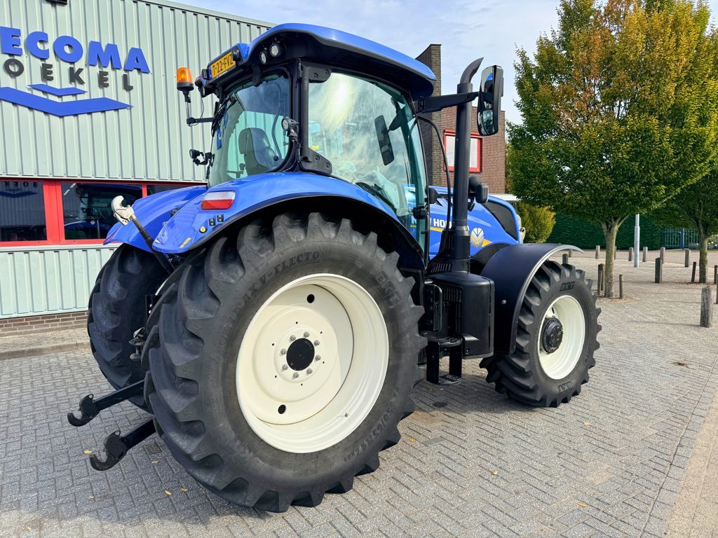 New Holland T7.210 PC T4B MY18
