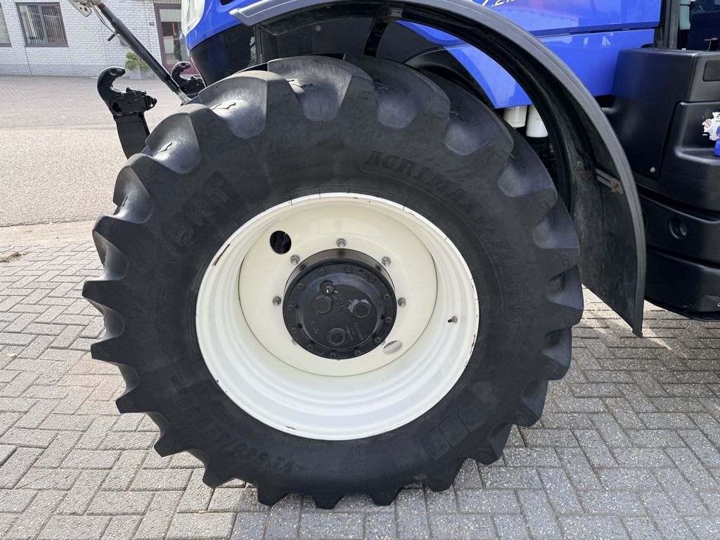 New Holland T7.210 PC T4B MY18