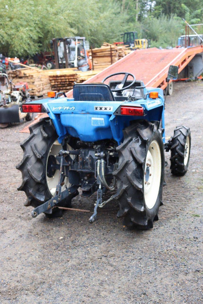 Minitraktor Iseki TA230F Diesel 23 PS
