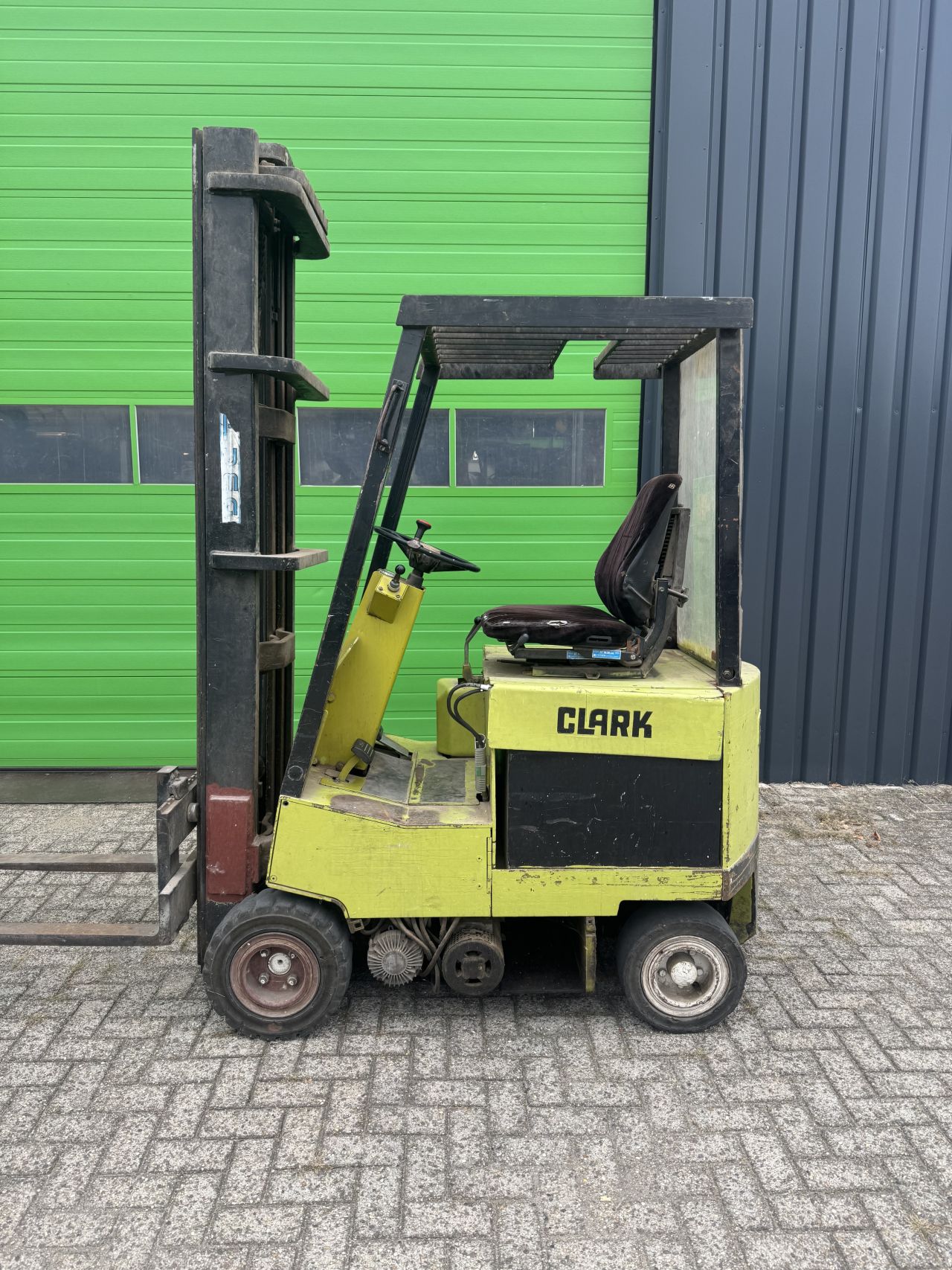 Clark elektrische heftruck, nette batterij, triplex mast