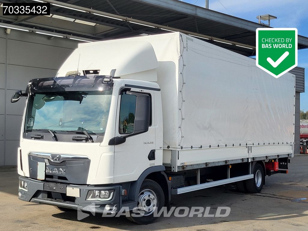 MAN TGL 12.250 4X2 12t Automatic Tailgate AC Euro 6