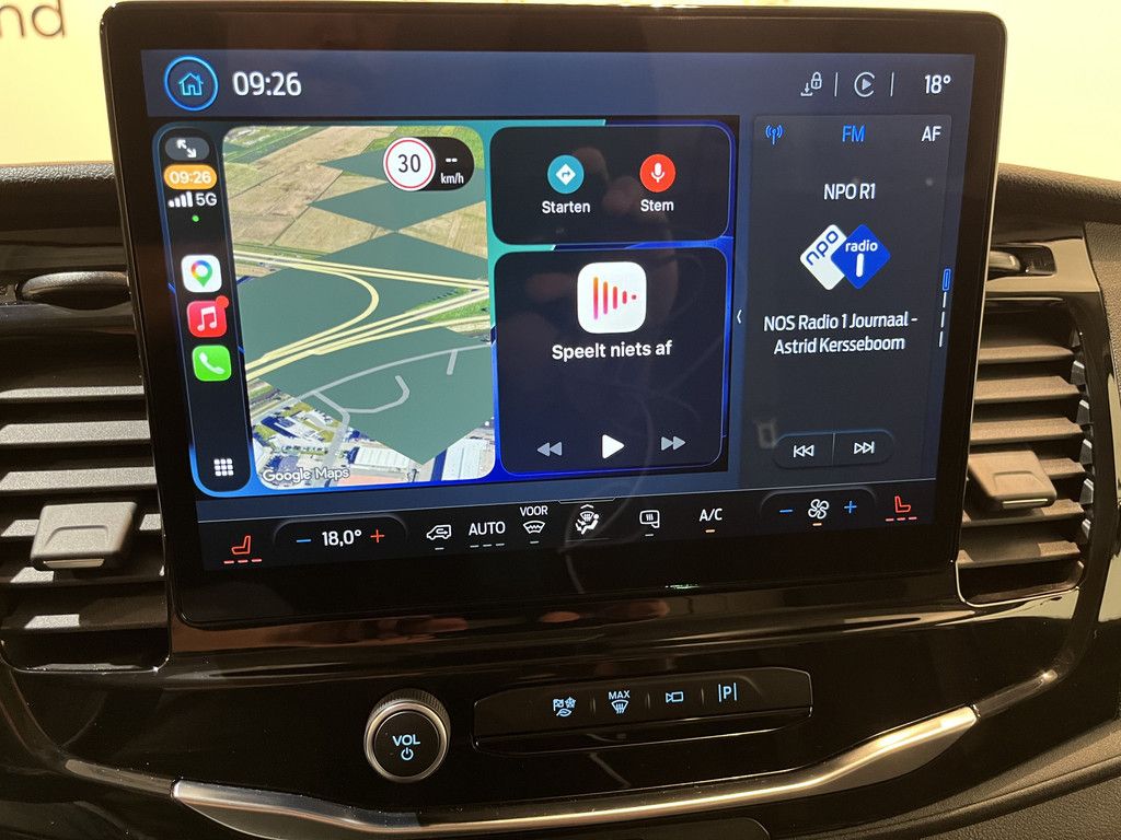 Ford E-Transit 390 (3500 kg) L2H2 Trend 68 kWh / 100% Elektrisch !! / Airco / Cruise Control / CarPlay / 360 Camera / Navigatie / 3-Zits / 622 KM !!