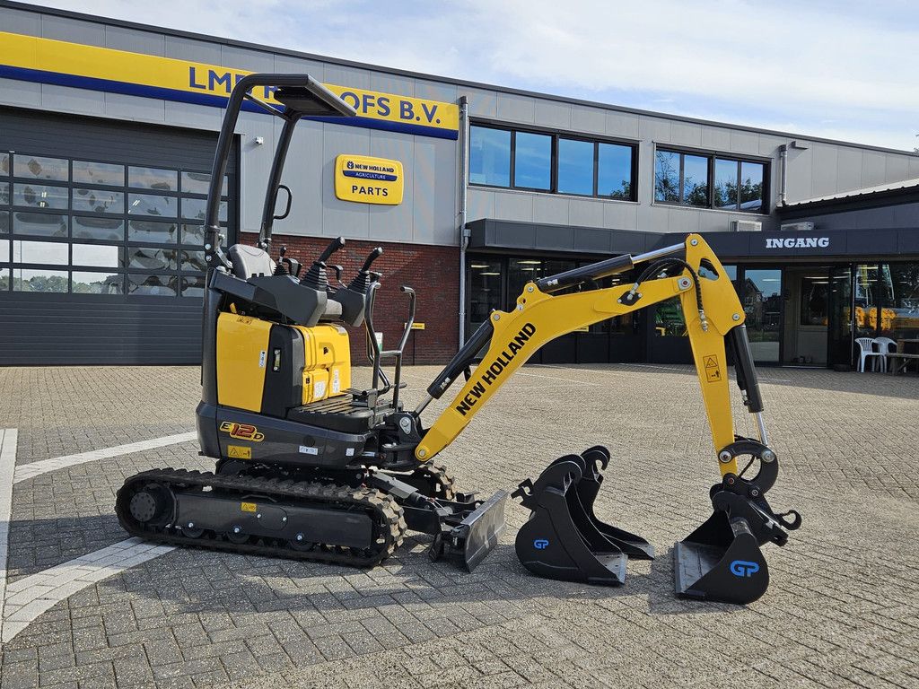 New Holland E12D Rops