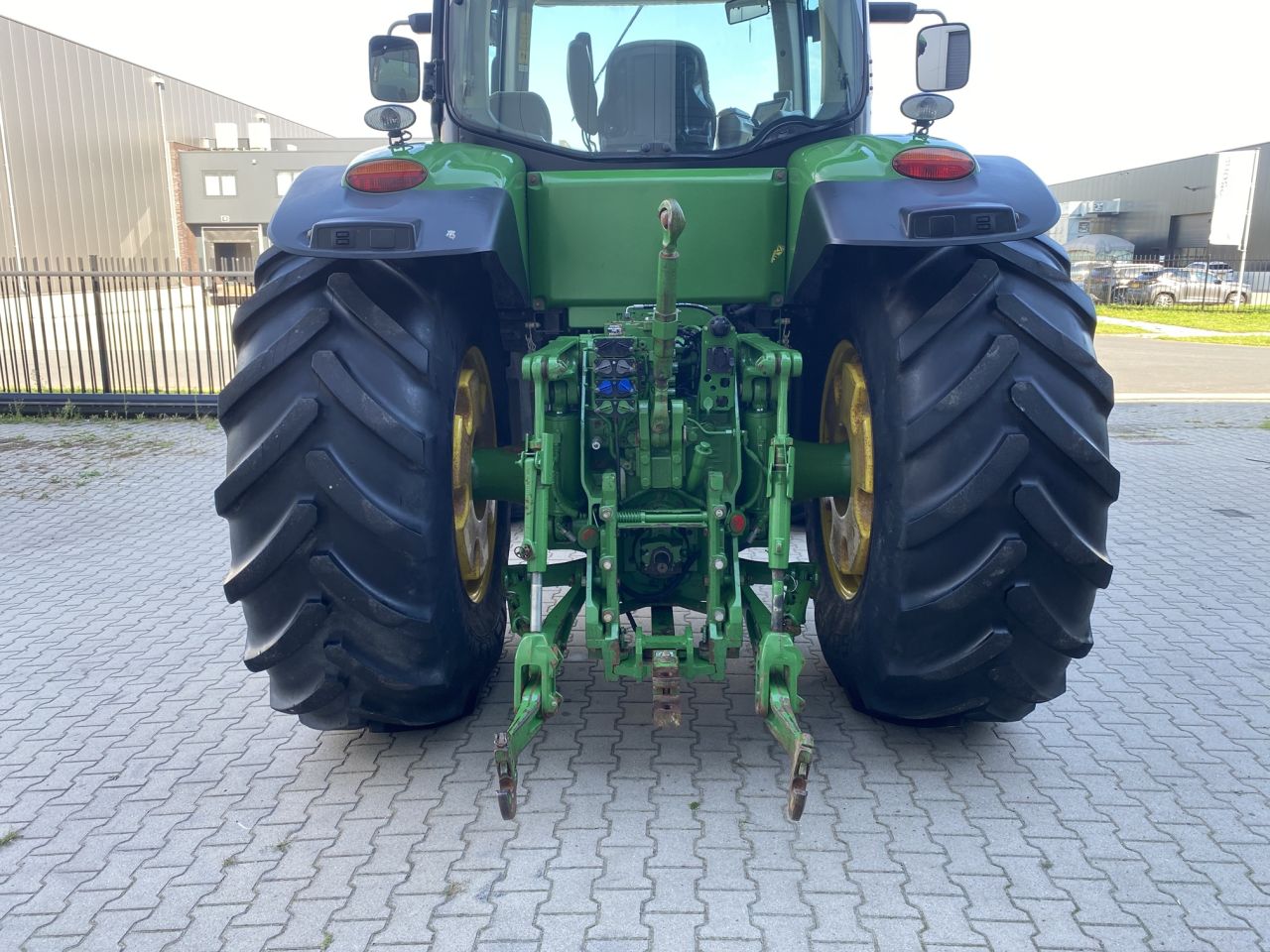 John Deere 8260R