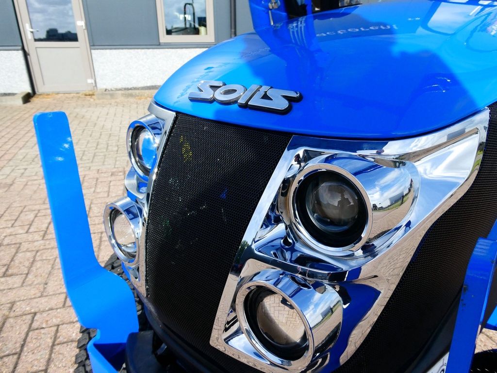 Solis 26 4wd / 00018 Draaiuren / Voorlader