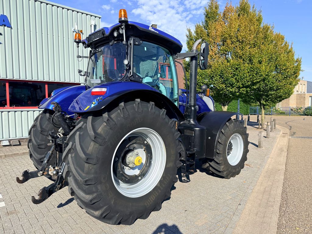 New Holland T7.270AC Blue Power Stage V