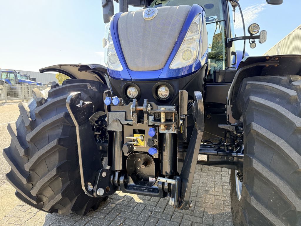 New Holland T7.270AC Blue Power Stage V