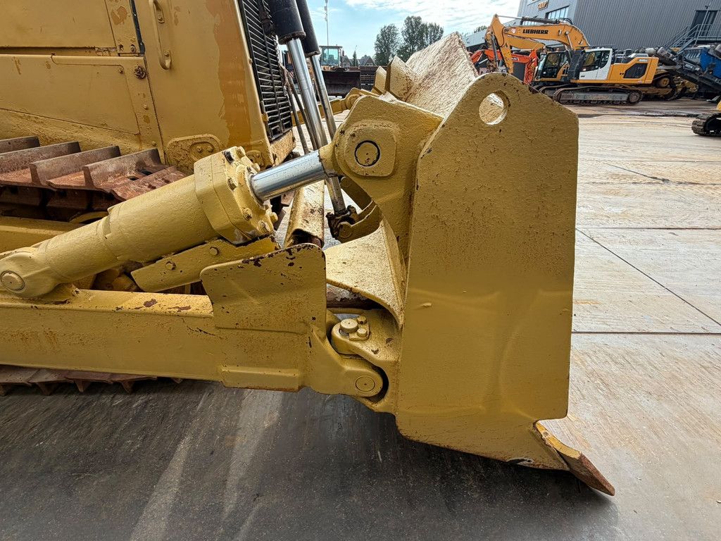 Caterpillar D8R