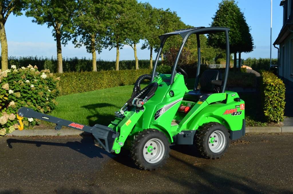 Avant 423 Kniklader/Shovel/Wielader