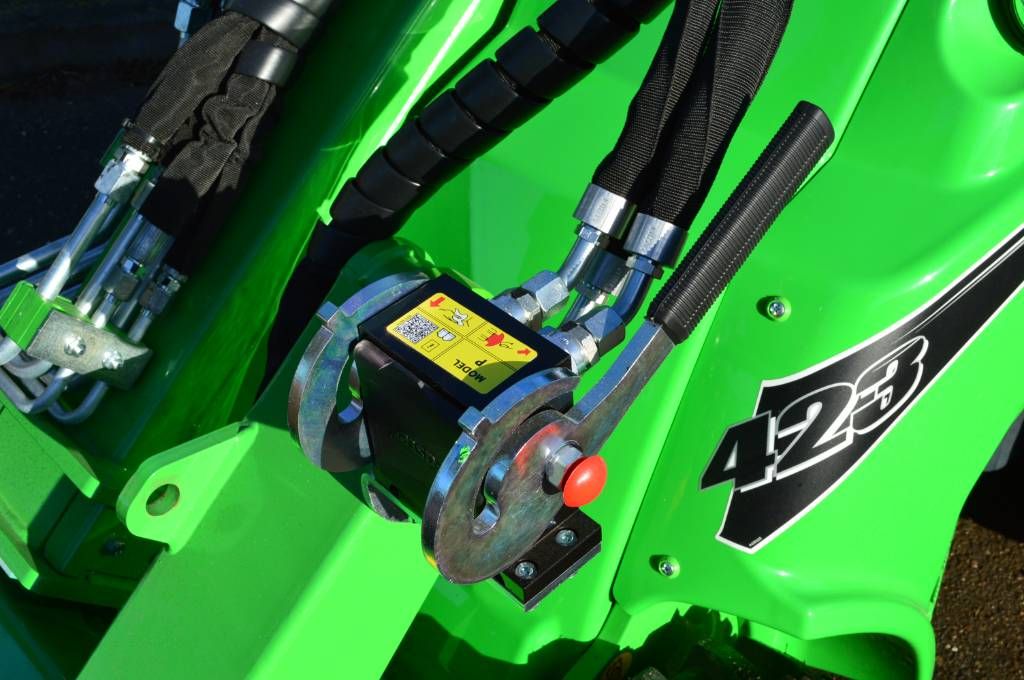 Avant 423 Kniklader/Shovel/Wielader