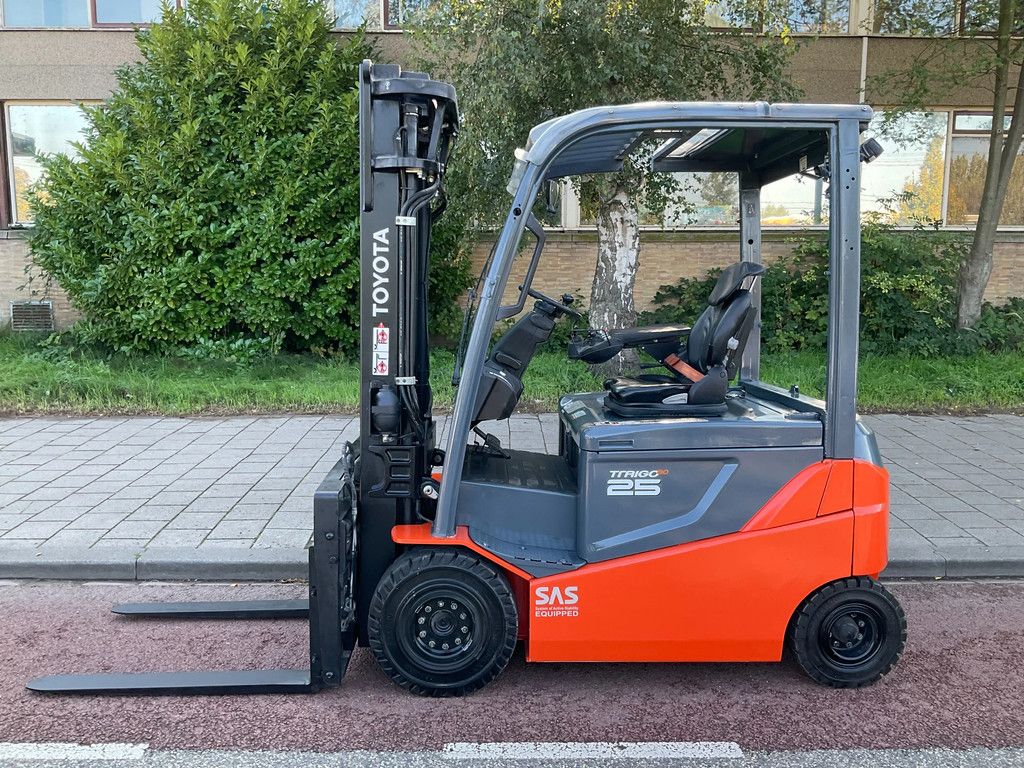 Toyota 8FBMKT25 2500KG 5.00METER HEFTRUCK