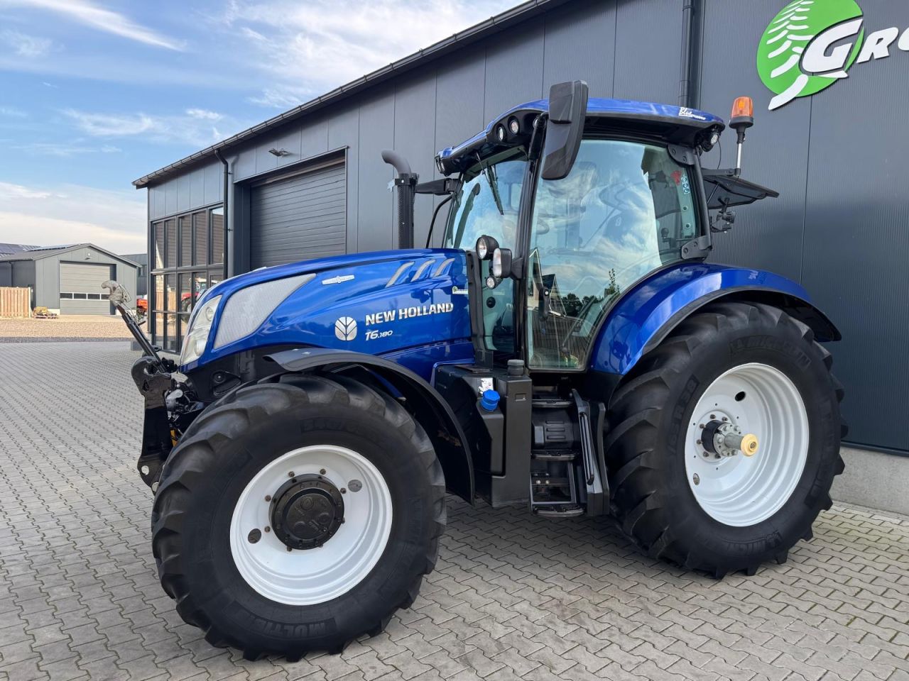 New Holland T6.180 AutoCommand