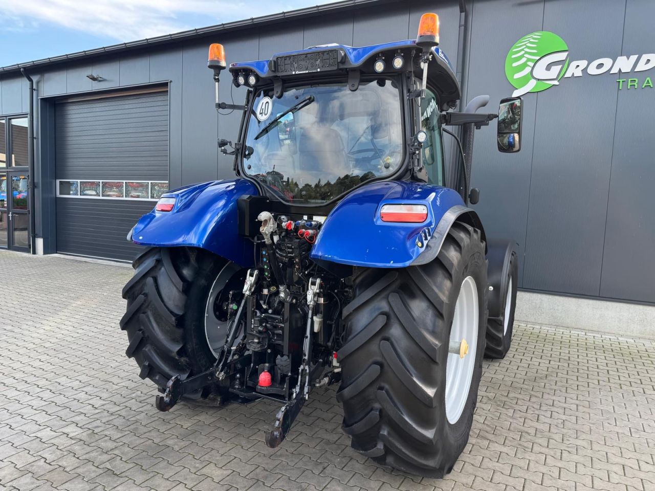 New Holland T6.180 AutoCommand