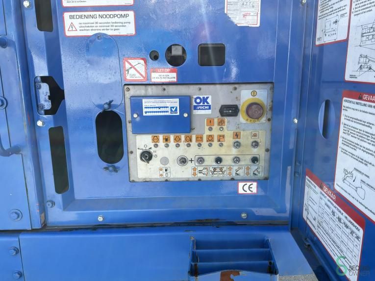 Telescopic boom lift Aichi SR21AJ 2004