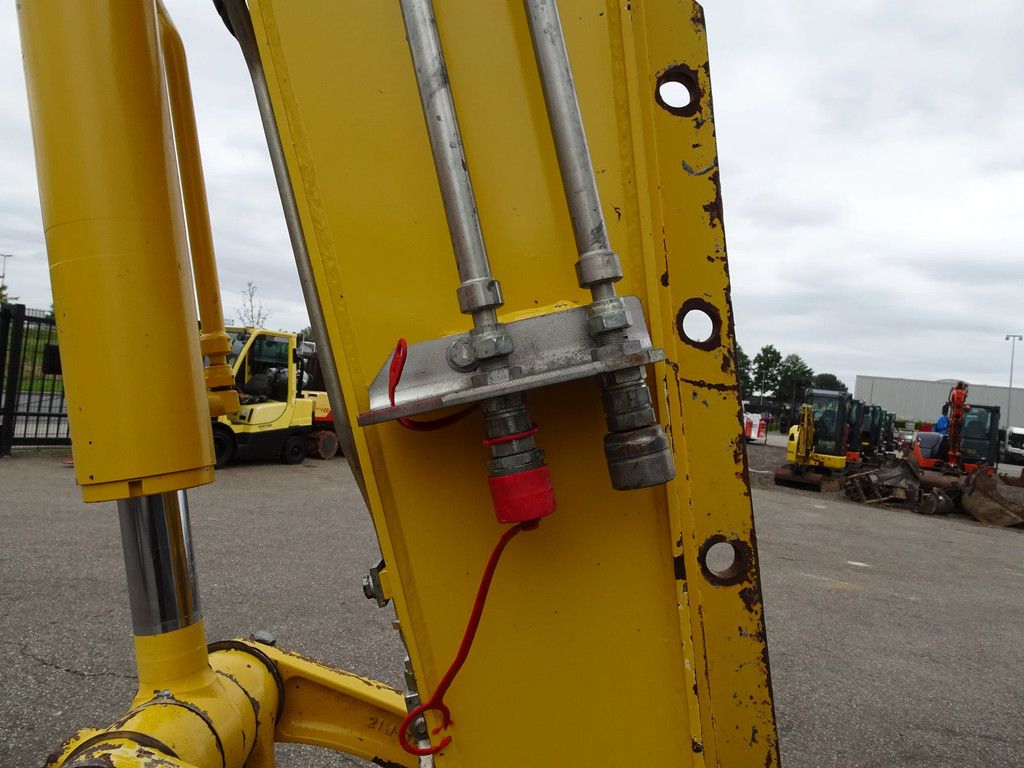 Komatsu PC88MR-8 PC88MR