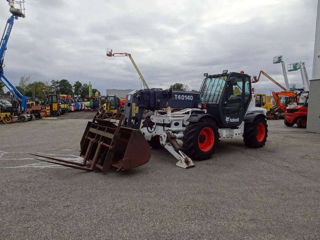 Bobcat T40-140 T40-140