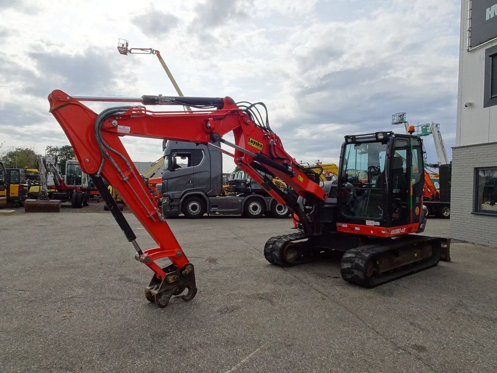 Kubota KX080-4