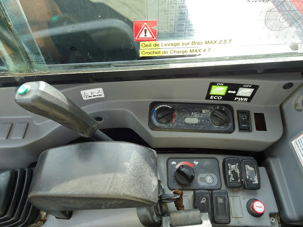 Kubota KX080-4