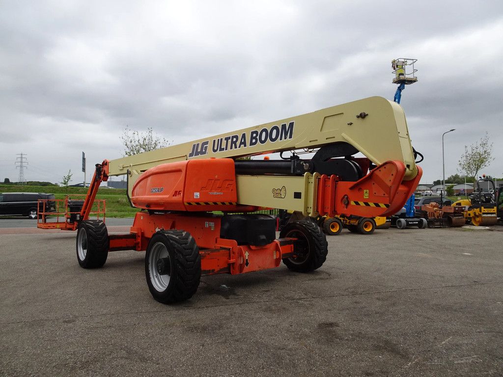 JLG 1250AJP